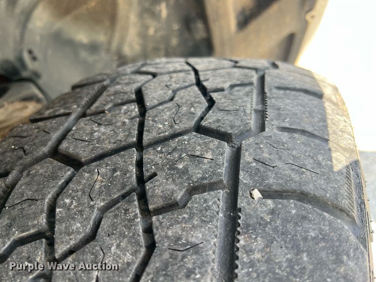 image for item MY9590 2016 Dodge Ram 1500  Crew Cab pickup truck