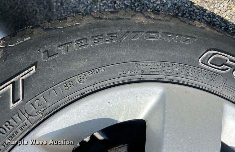 image for item MY9590 2016 Dodge Ram 1500  Crew Cab pickup truck