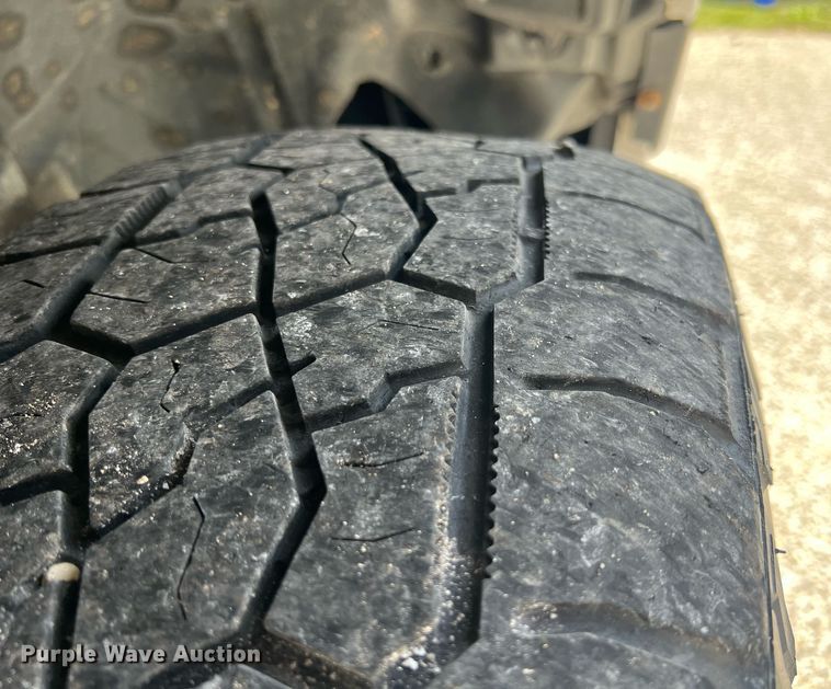 image for item MY9590 2016 Dodge Ram 1500  Crew Cab pickup truck