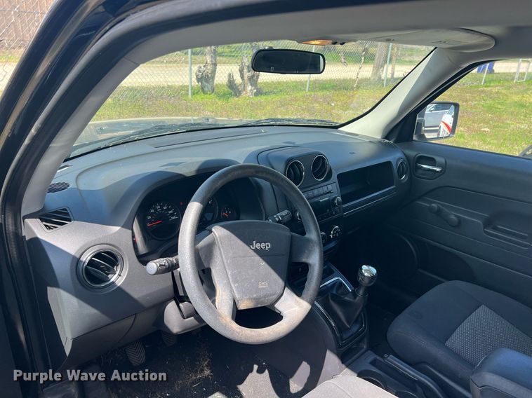 image for item MY9592 2010 Jeep Patriot  SUV