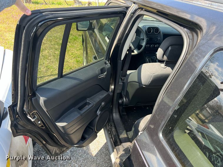 image for item MY9592 2010 Jeep Patriot  SUV