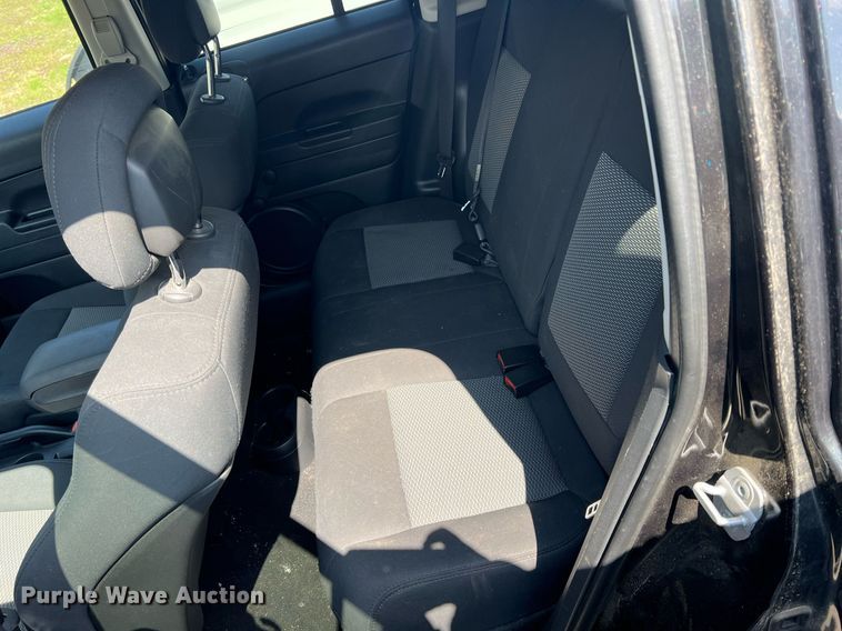 image for item MY9592 2010 Jeep Patriot  SUV