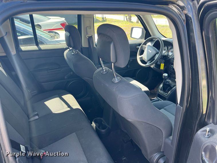 image for item MY9592 2010 Jeep Patriot  SUV