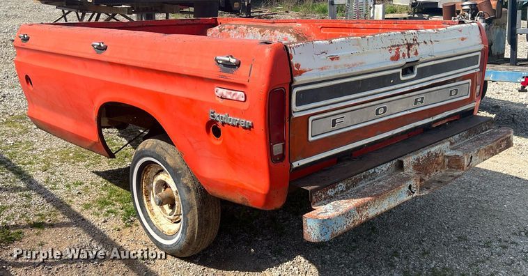 image for item MY9684 Ford  pickup bed trailer