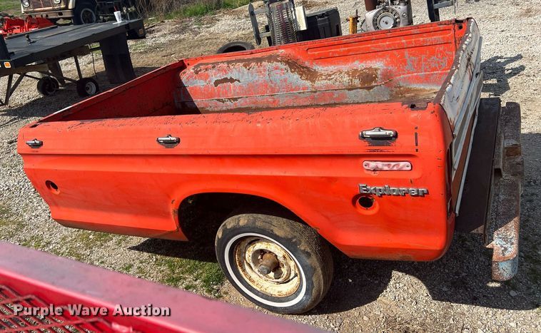 image for item MY9684 Ford  pickup bed trailer