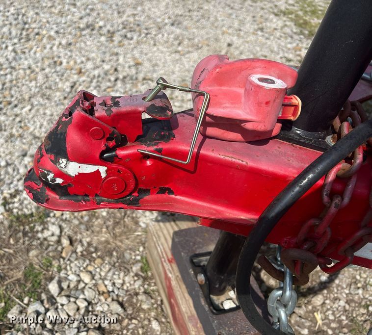 image for item MY9685 1998 PJ Trailers  utility trailer