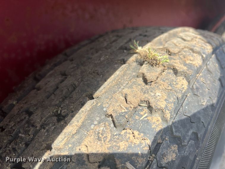 image for item MY9685 1998 PJ Trailers  utility trailer