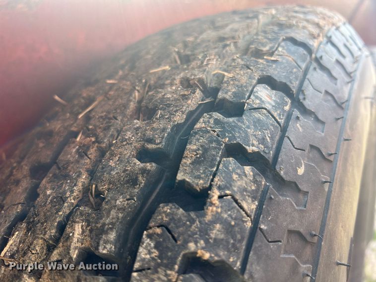 image for item MY9685 1998 PJ Trailers  utility trailer