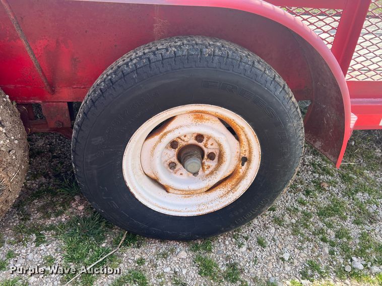 image for item MY9685 1998 PJ Trailers  utility trailer