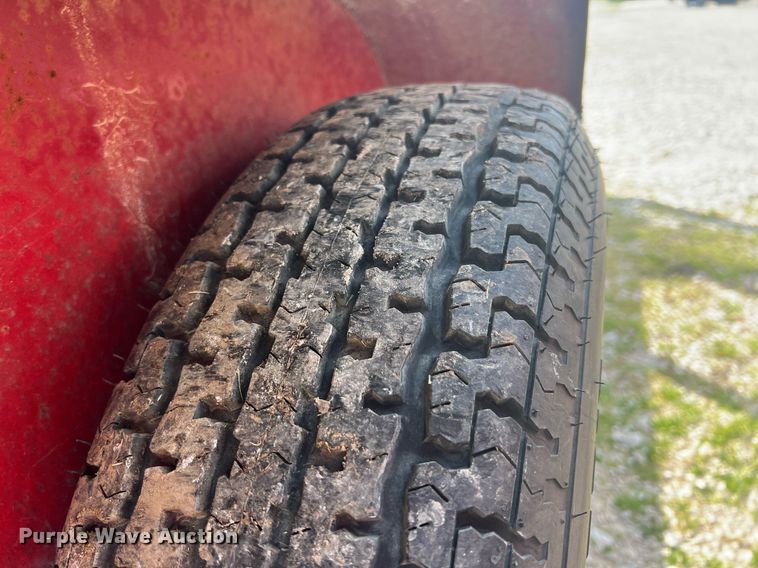 image for item MY9685 1998 PJ Trailers  utility trailer