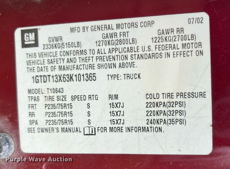 image for item MY9767 2003 GMC Sonoma  Crew Cab pickup truck