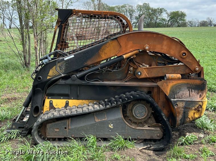 image for item MY9768 2012 New Holland C238  skid steer loader