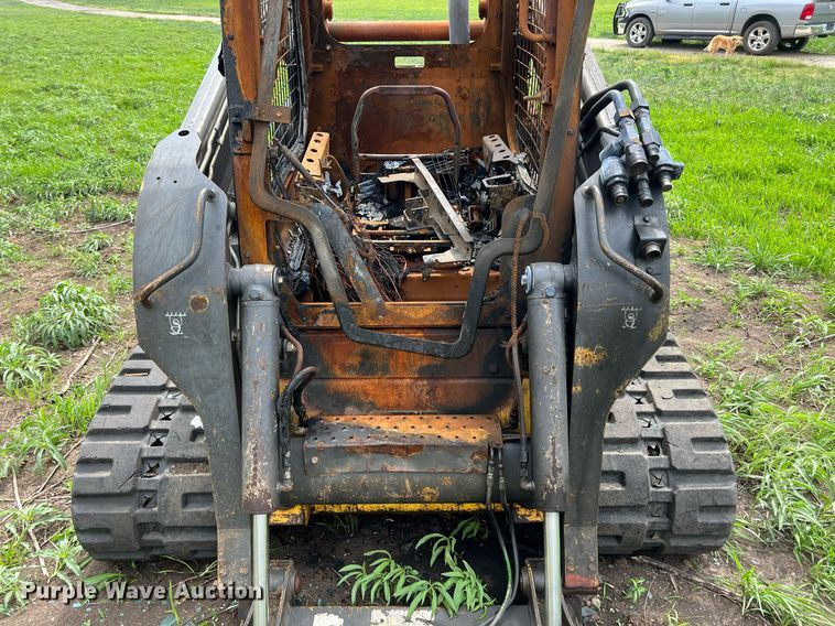 image for item MY9768 2012 New Holland C238  skid steer loader