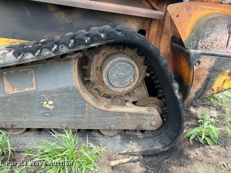 image for item MY9768 2012 New Holland C238  skid steer loader