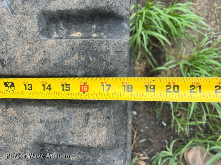 image for item MY9768 2012 New Holland C238  skid steer loader