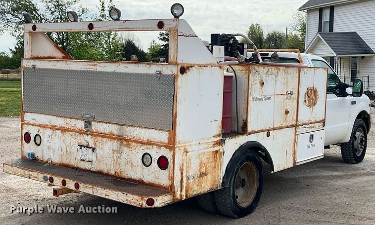 image for item MY9785 1999 Ford F550 Super Duty  utility / service truck