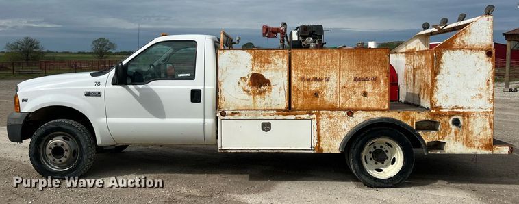 image for item MY9785 1999 Ford F550 Super Duty  utility / service truck