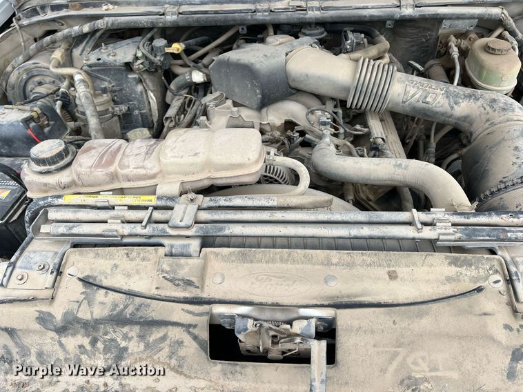 image for item MY9785 1999 Ford F550 Super Duty  utility / service truck