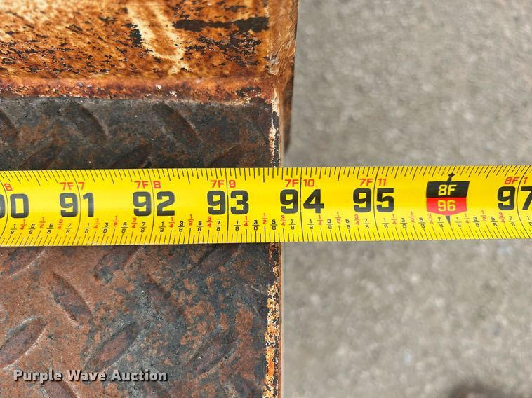 image for item MY9785 1999 Ford F550 Super Duty  utility / service truck