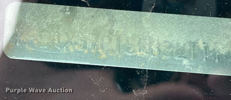 image for item MY9787 2005 Ford F550 Super Duty  SuperCab flatbed truck