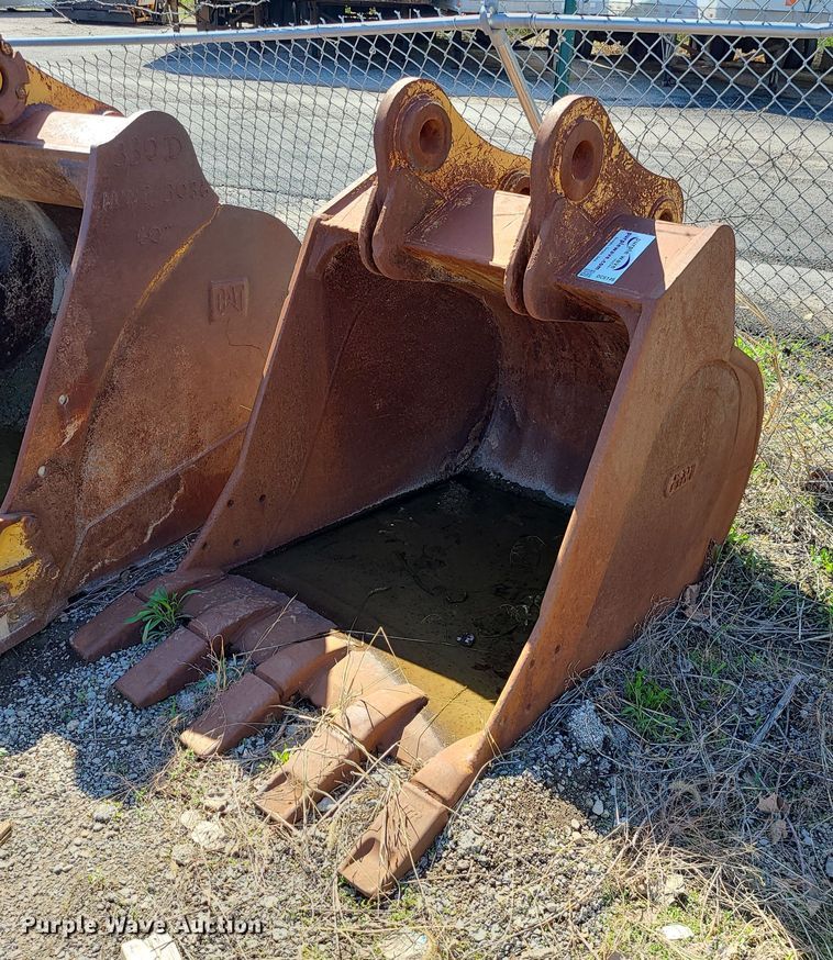 image for item DC6146 46" W excavator bucket