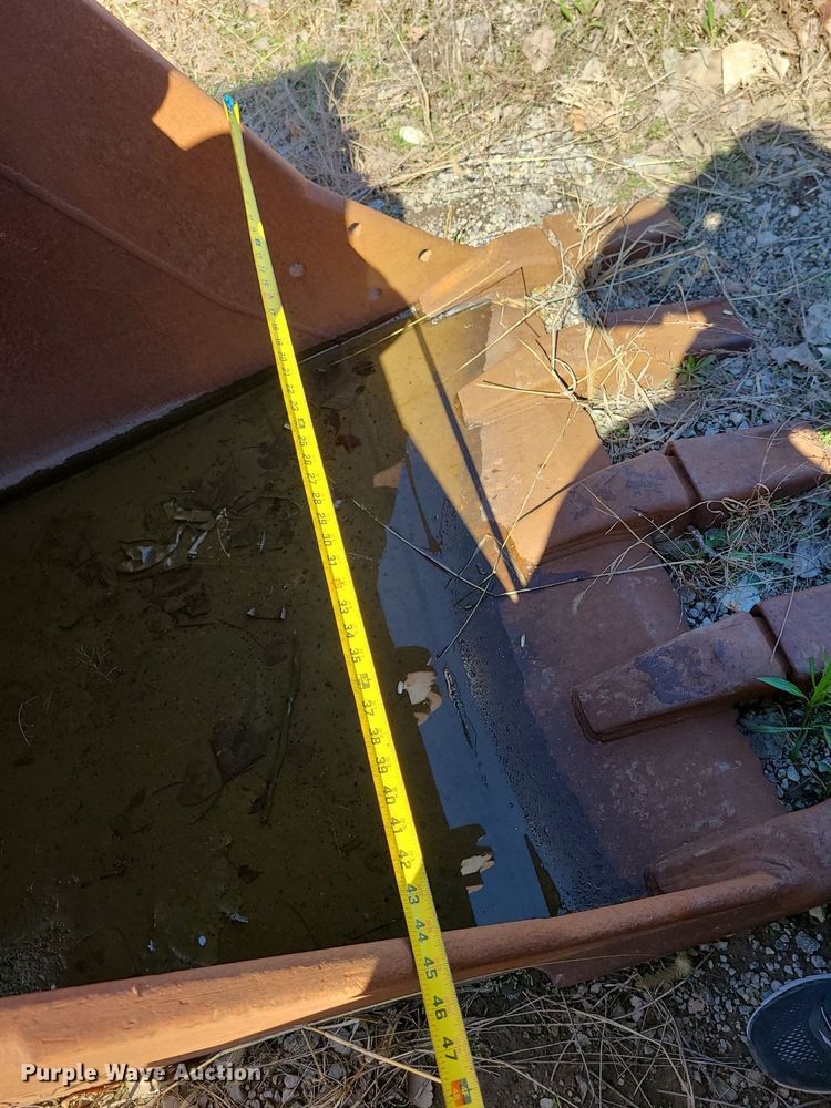 image for item DC6146 46" W excavator bucket