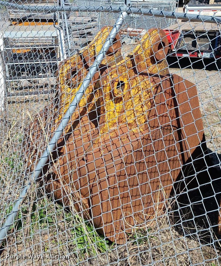 image for item DC6146 46" W excavator bucket