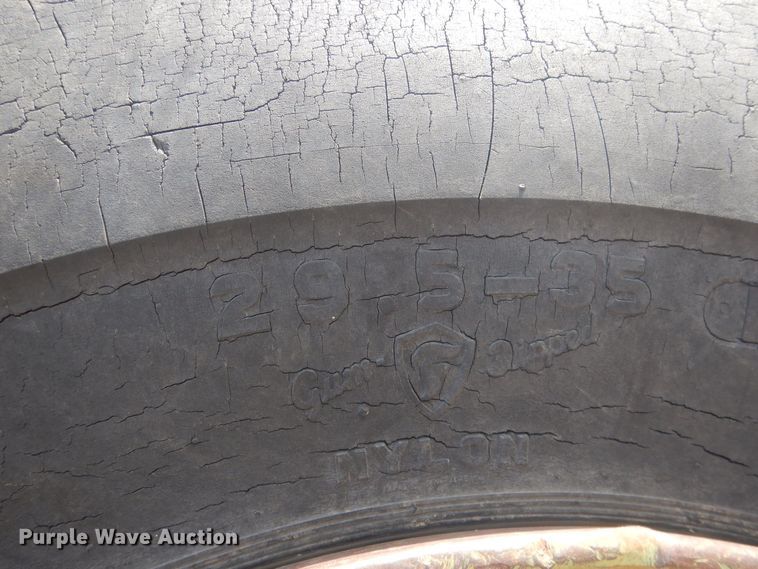 image for item DJ7031 Terex TS-18  conventional scraper