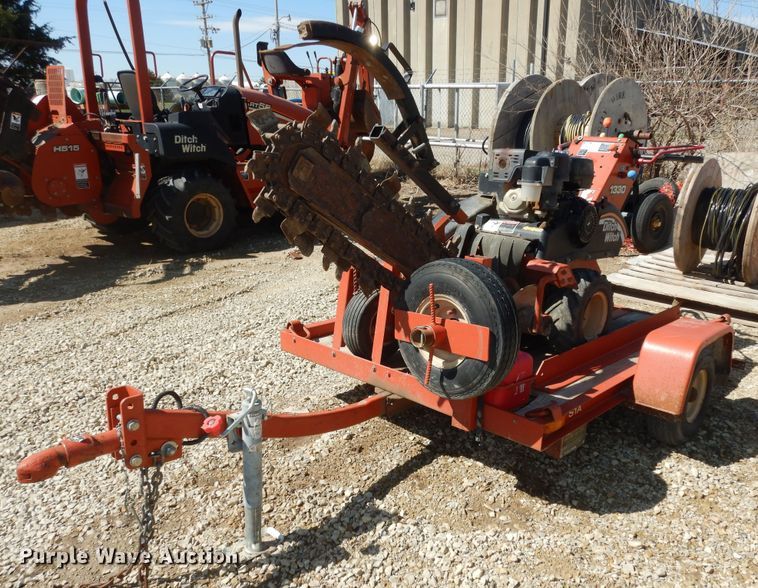 image for item DK1775 2007 Ditch Witch 1330  trencher