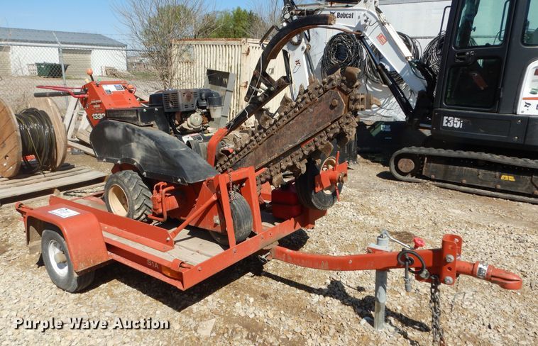 image for item DK1775 2007 Ditch Witch 1330  trencher