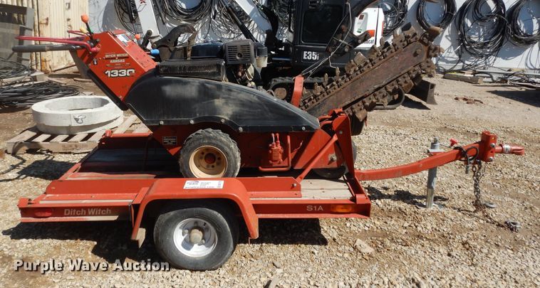 image for item DK1775 2007 Ditch Witch 1330  trencher