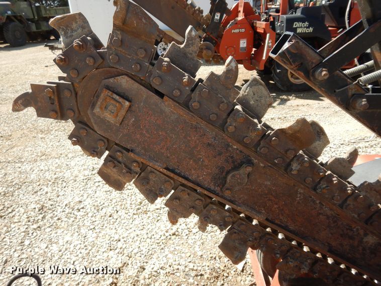 image for item DK1775 2007 Ditch Witch 1330  trencher