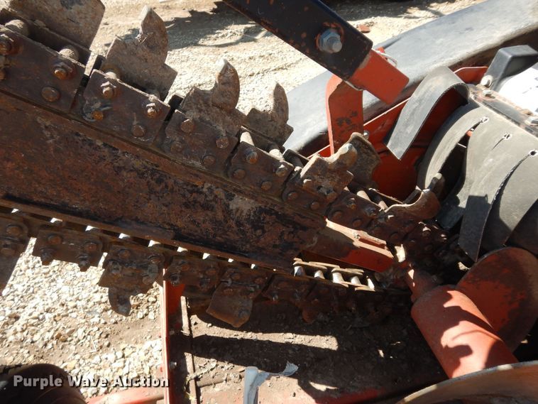 image for item DK1775 2007 Ditch Witch 1330  trencher