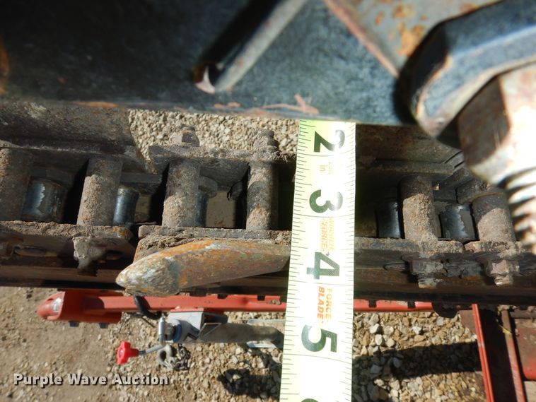 image for item DK1775 2007 Ditch Witch 1330  trencher