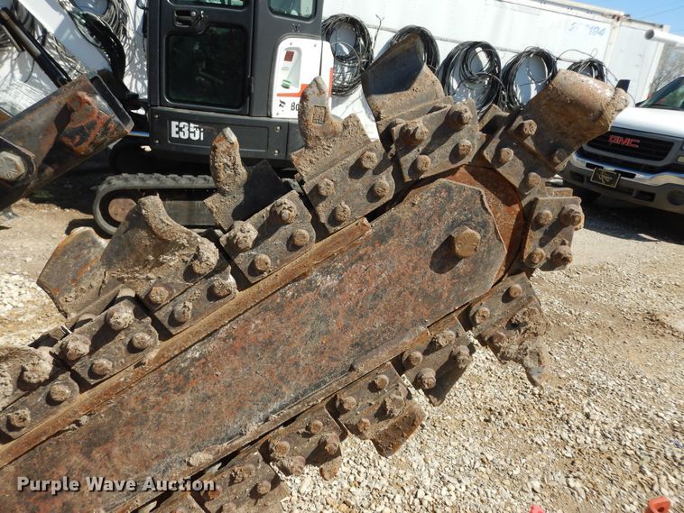 image for item DK1775 2007 Ditch Witch 1330  trencher