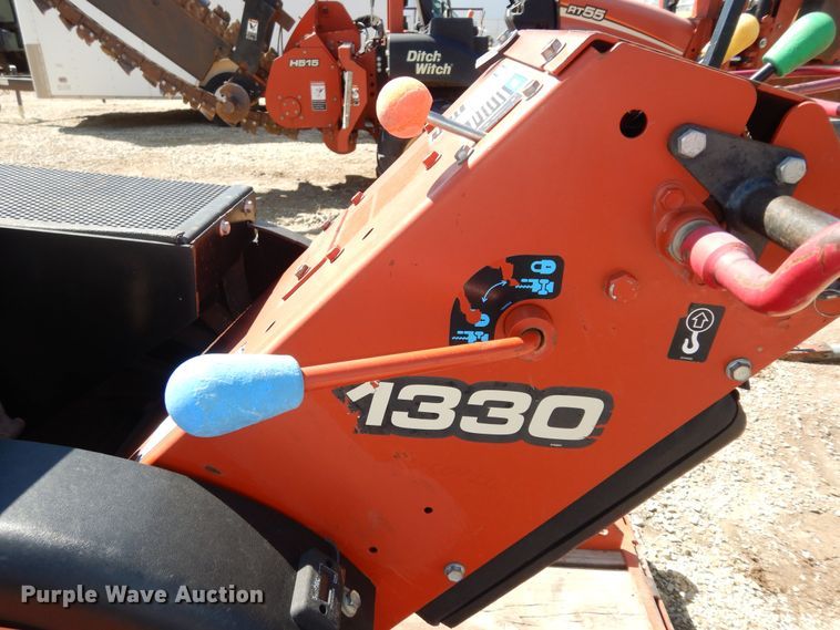 image for item DK1775 2007 Ditch Witch 1330  trencher