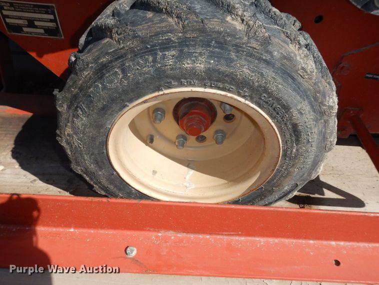 image for item DK1775 2007 Ditch Witch 1330  trencher