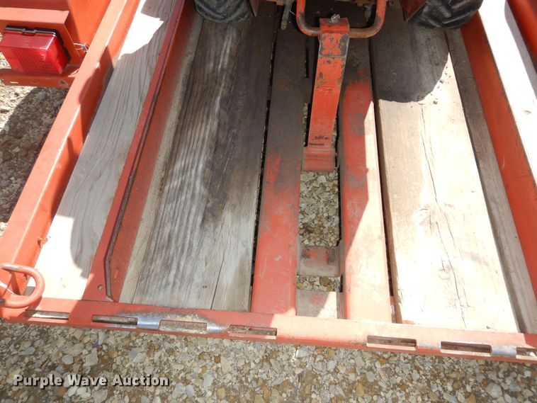 image for item DK1775 2007 Ditch Witch 1330  trencher