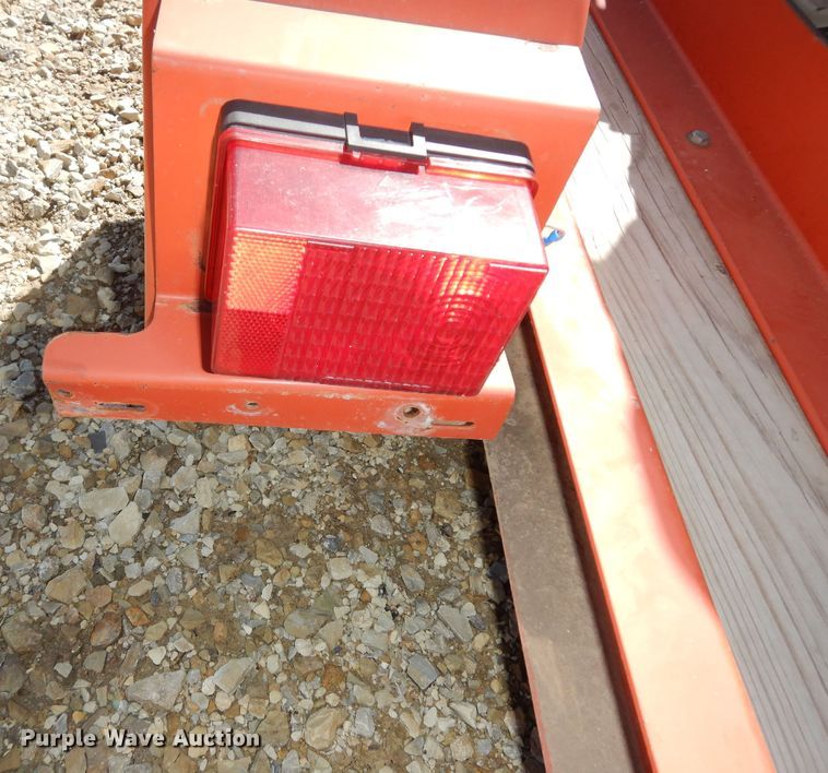 image for item DK1775 2007 Ditch Witch 1330  trencher