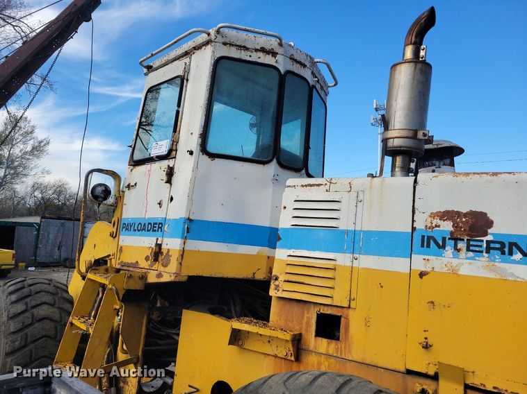 image for item DK5231 International 530  wheel loader