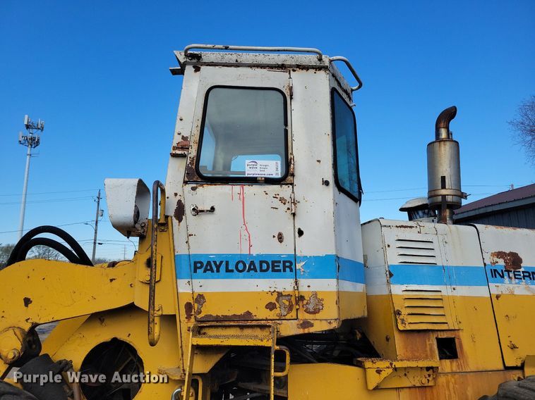 image for item DK5231 International 530  wheel loader