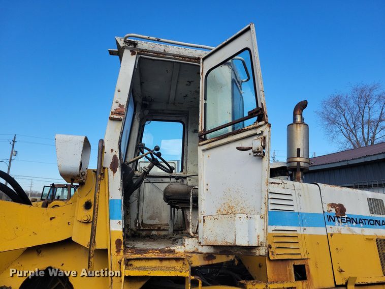 image for item DK5231 International 530  wheel loader