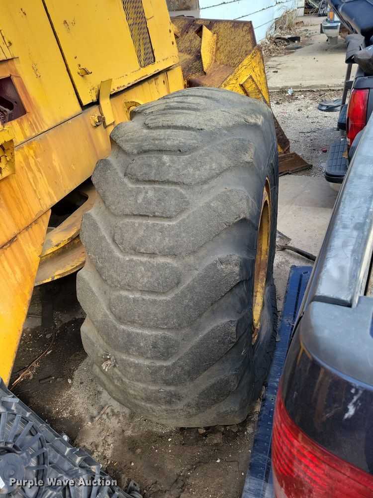 image for item DK5231 International 530  wheel loader