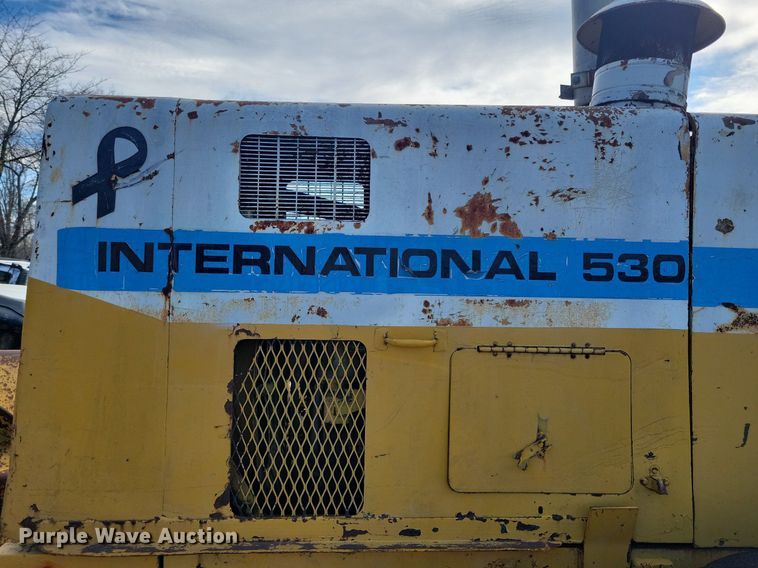 image for item DK5231 International 530  wheel loader