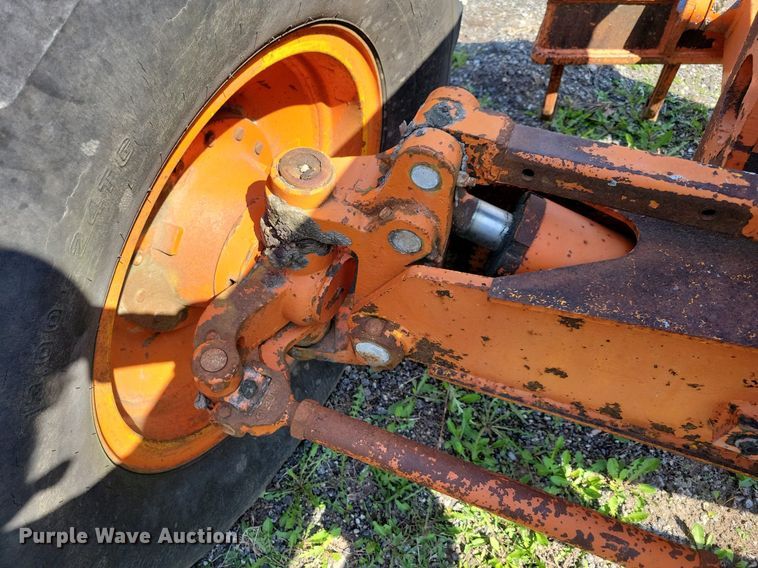 image for item DK5232 1983 John Deere 670A  motor grader