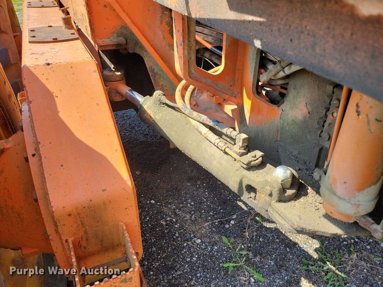 image for item DK5232 1983 John Deere 670A  motor grader