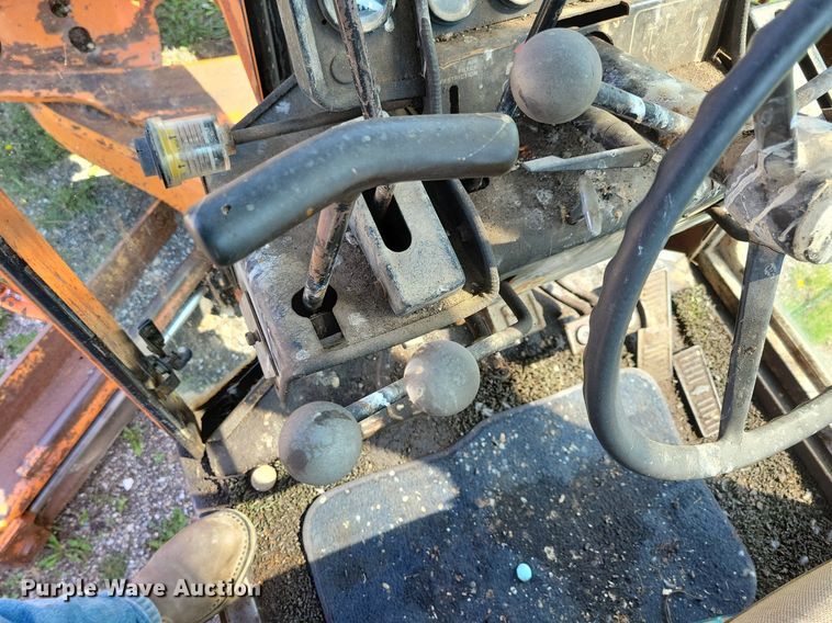 image for item DK5232 1983 John Deere 670A  motor grader