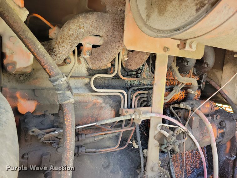 image for item DK5232 1983 John Deere 670A  motor grader