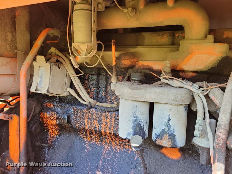 image for item DK5232 1983 John Deere 670A  motor grader