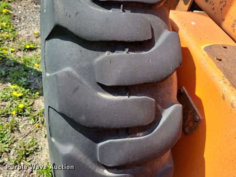 image for item DK5232 1983 John Deere 670A  motor grader